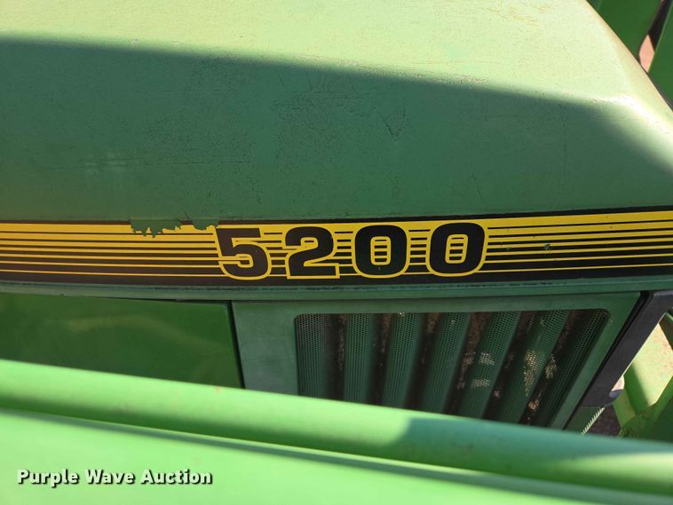 image for item ER1641 John Deere 5200 tractor
