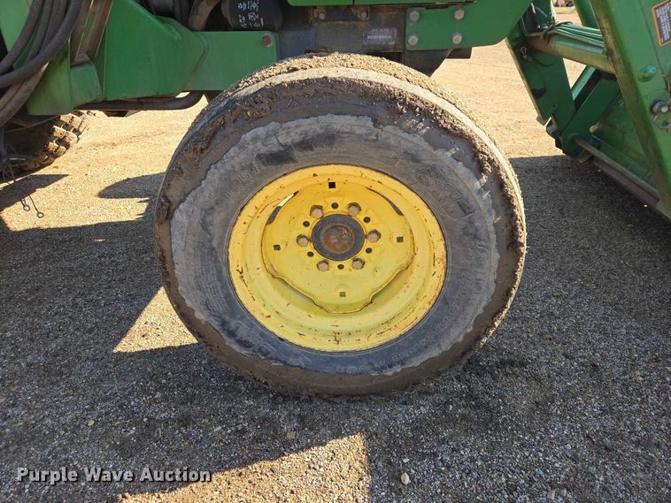 image for item ER1641 John Deere 5200 tractor