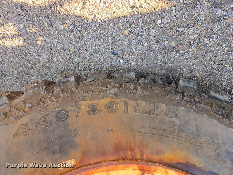image for item ER1641 John Deere 5200 tractor