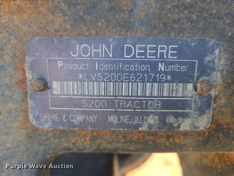 image for item ER1641 John Deere 5200 tractor