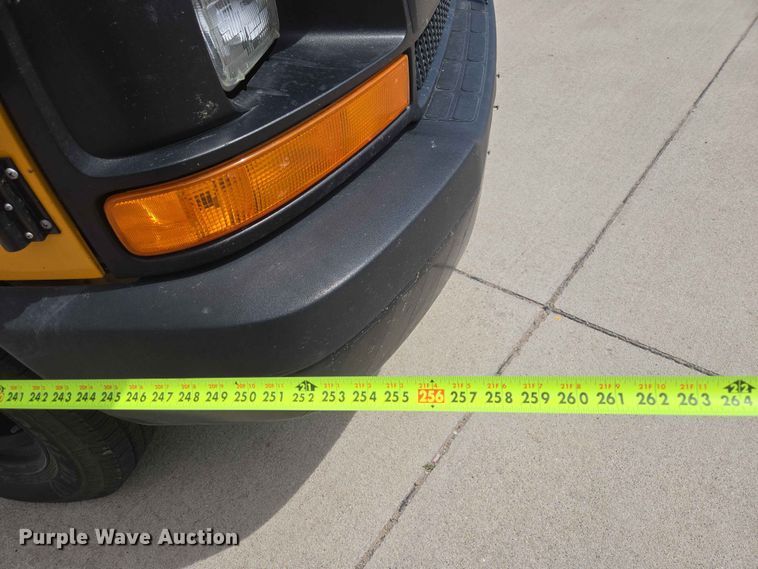 image for item ER1648 2004 Chevrolet Express school bus