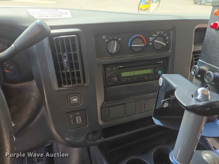 image for item ER1648 2004 Chevrolet Express school bus