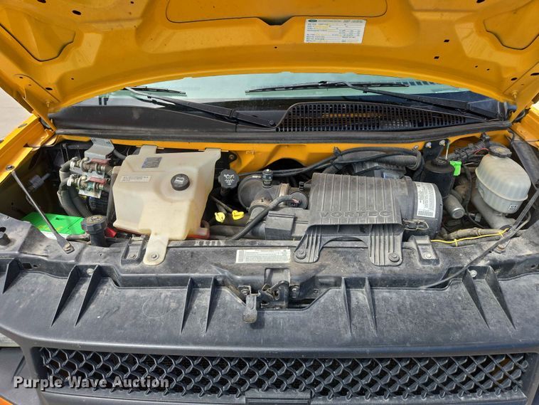 image for item ER1648 2004 Chevrolet Express school bus