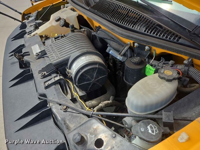 image for item ER1648 2004 Chevrolet Express school bus