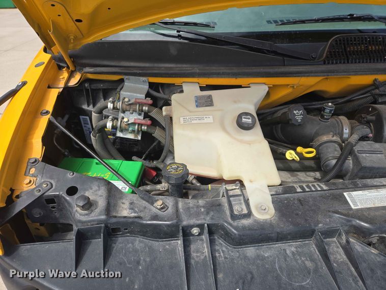 image for item ER1648 2004 Chevrolet Express school bus