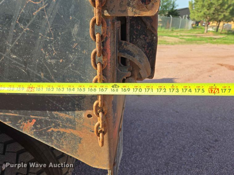 image for item ER1653 2006 International 7400 dump truck