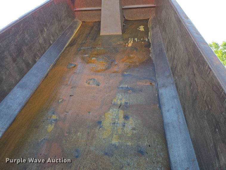 image for item ER1653 2006 International 7400 dump truck
