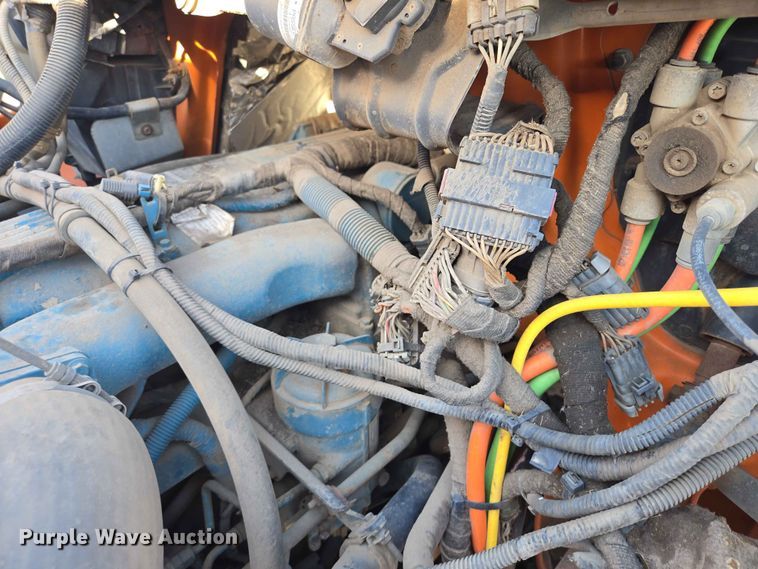 image for item ER1653 2006 International 7400 dump truck