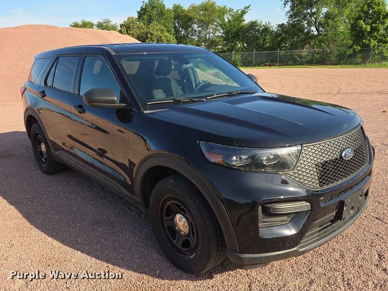 image for item ER1654 2021 Ford Explorer Police Interceptor SUV