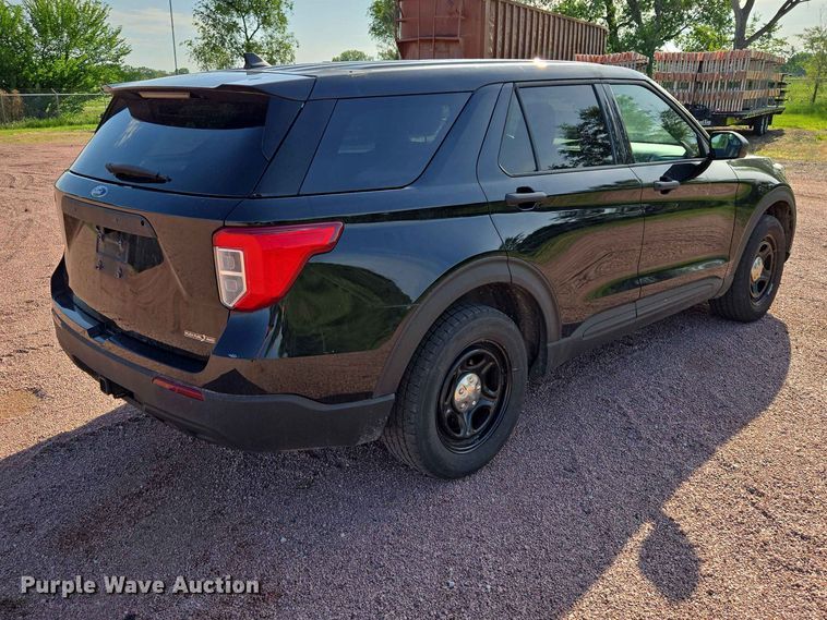 image for item ER1654 2021 Ford Explorer Police Interceptor SUV