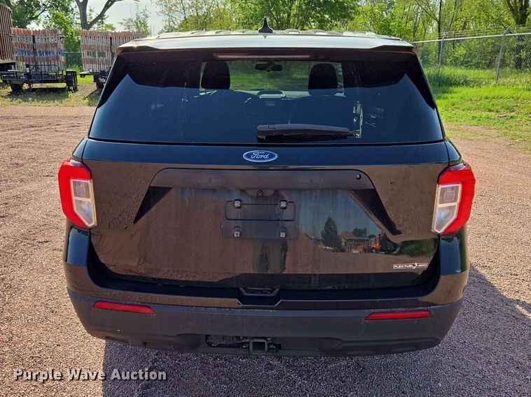 image for item ER1654 2021 Ford Explorer Police Interceptor SUV