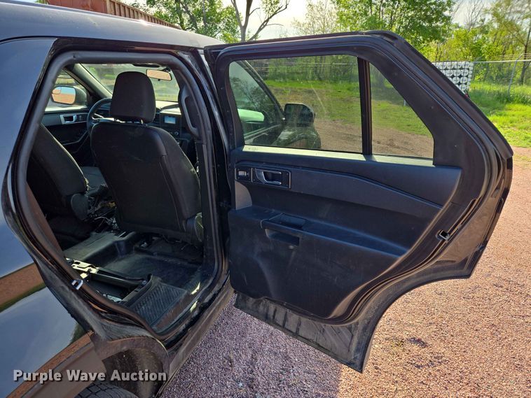 image for item ER1654 2021 Ford Explorer Police Interceptor SUV
