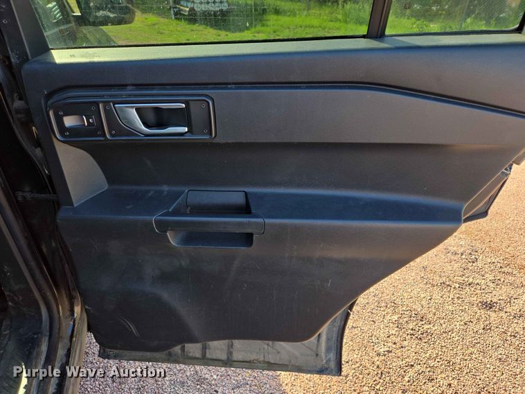 image for item ER1654 2021 Ford Explorer Police Interceptor SUV