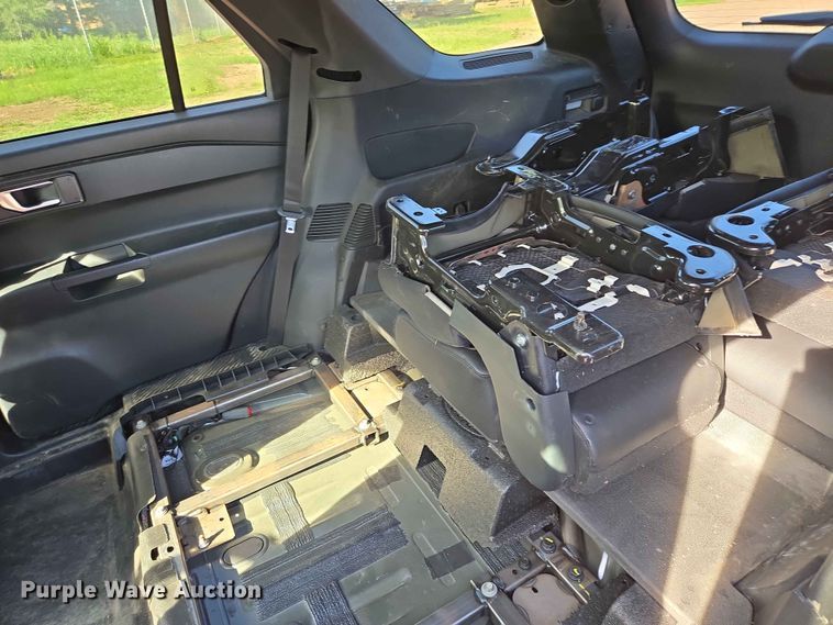 image for item ER1654 2021 Ford Explorer Police Interceptor SUV