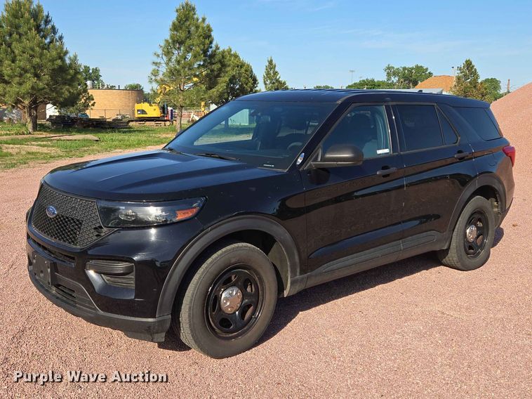 image for item ER1655 2022 Ford Explorer Police Interceptor SUV