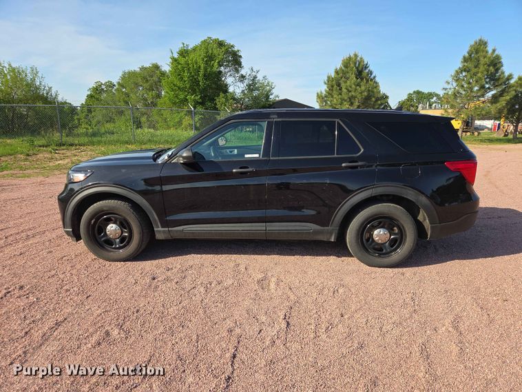 image for item ER1655 2022 Ford Explorer Police Interceptor SUV