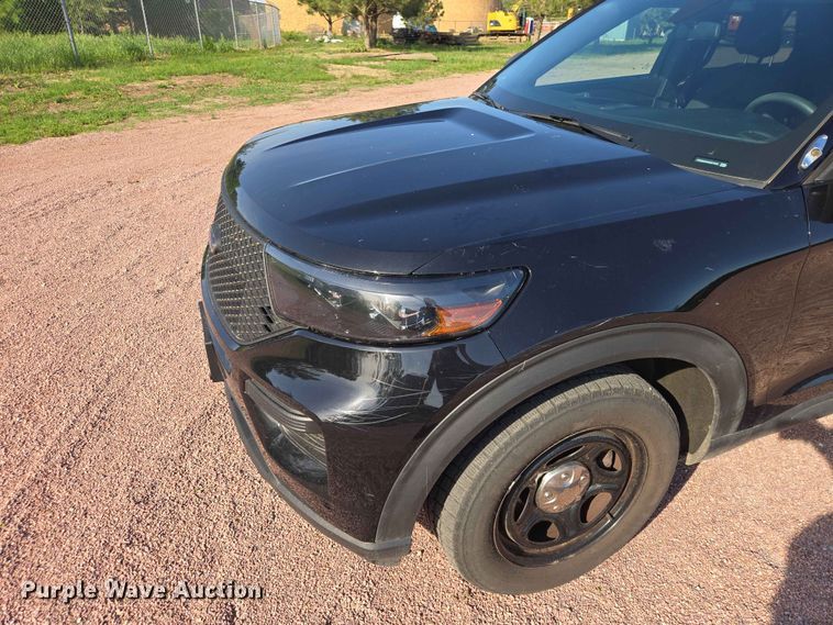 image for item ER1655 2022 Ford Explorer Police Interceptor SUV