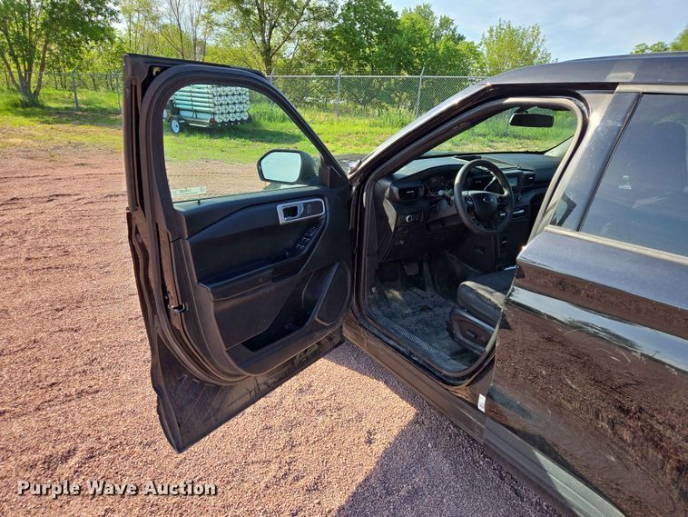 image for item ER1655 2022 Ford Explorer Police Interceptor SUV