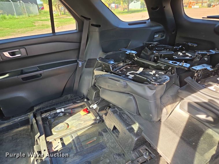 image for item ER1655 2022 Ford Explorer Police Interceptor SUV
