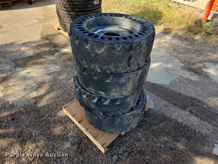image for item ER1656 31x6x10 skid steer tires and wheels