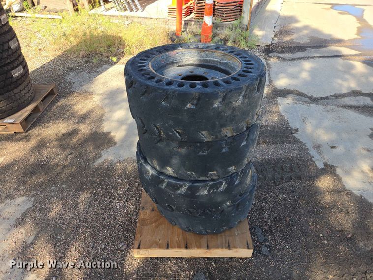 image for item ER1656 31x6x10 skid steer tires and wheels