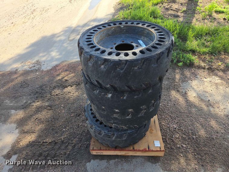 image for item ER1656 31x6x10 skid steer tires and wheels