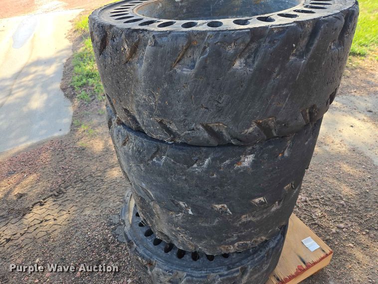 image for item ER1656 31x6x10 skid steer tires and wheels