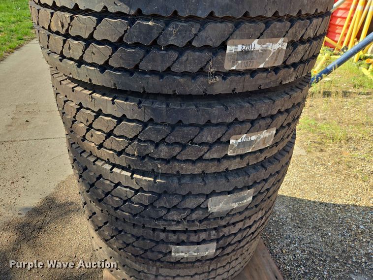 image for item ER1657 (6) 12R22.5 tires