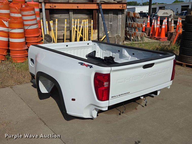 image for item ER1658 Chevrolet pickup truck bed