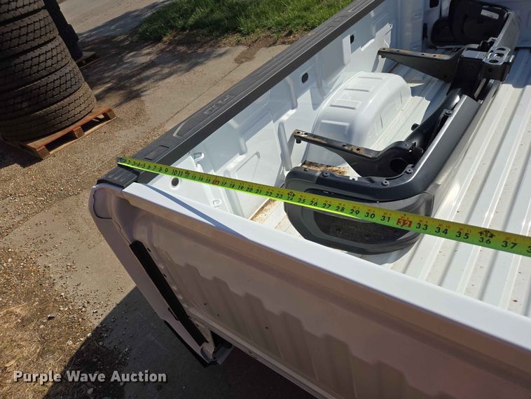 image for item ER1658 Chevrolet pickup truck bed