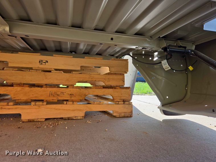 image for item ER1658 Chevrolet pickup truck bed