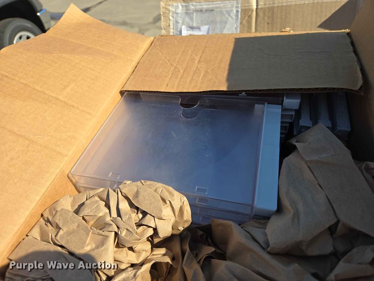 image for item ER1661 Office supplies