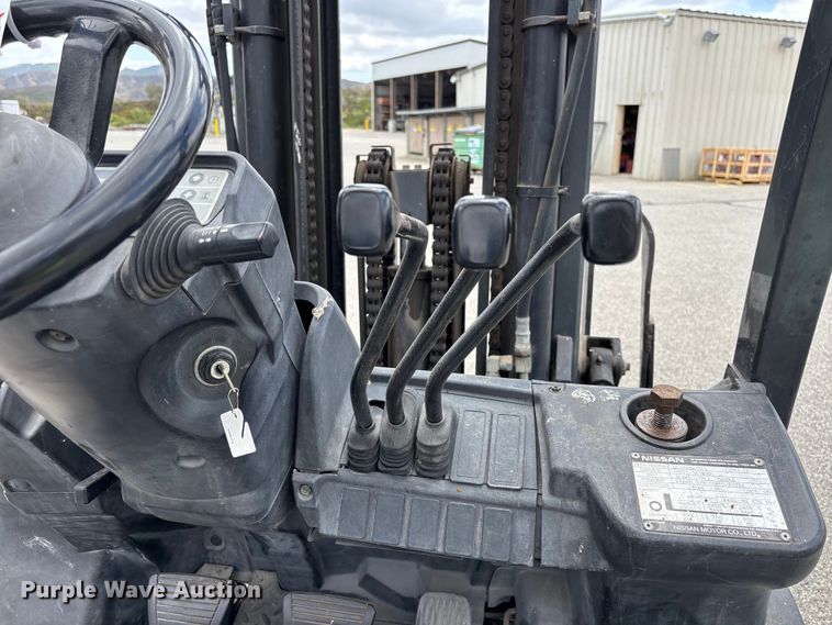 image for item ER7627 Nissan MUG1F2A35LV forklift