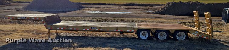 image for item ET1257 2013 Holden HLB50 drop deck equipment trailer
