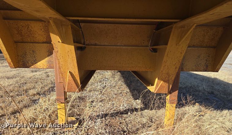 image for item ET1257 2013 Holden HLB50 drop deck equipment trailer