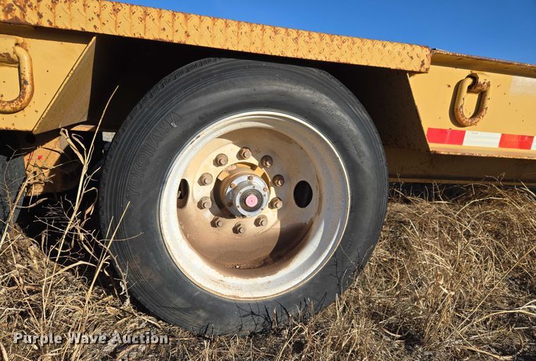 image for item ET1257 2013 Holden HLB50 drop deck equipment trailer