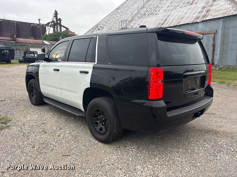 image for item ET2106 2020 Chevrolet Tahoe Police SUV