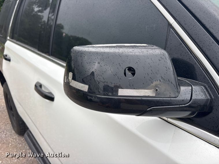 image for item ET2106 2020 Chevrolet Tahoe Police SUV