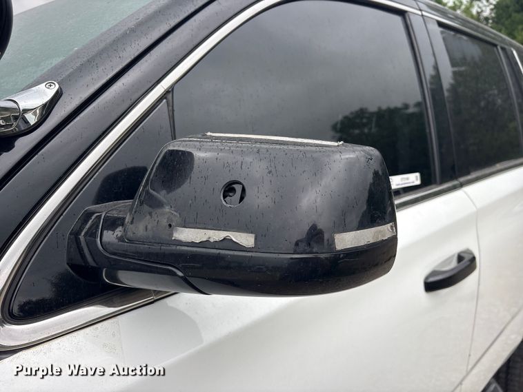 image for item ET2106 2020 Chevrolet Tahoe Police SUV