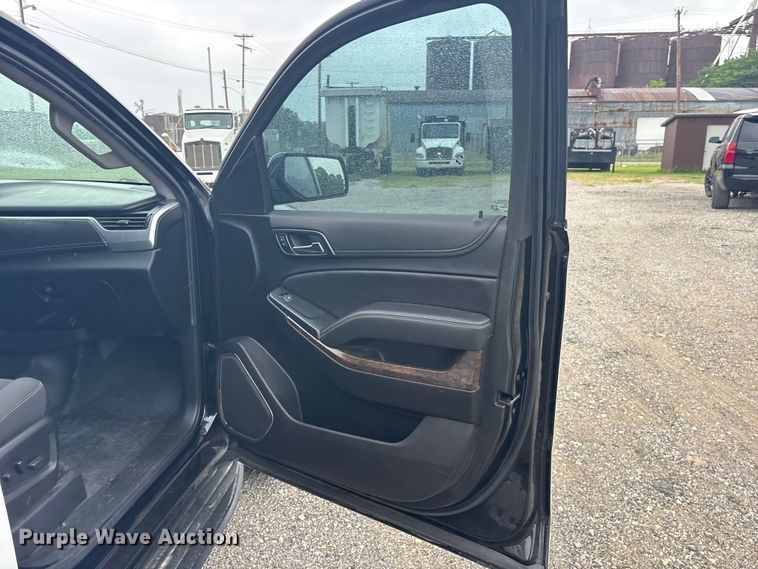 image for item ET2106 2020 Chevrolet Tahoe Police SUV