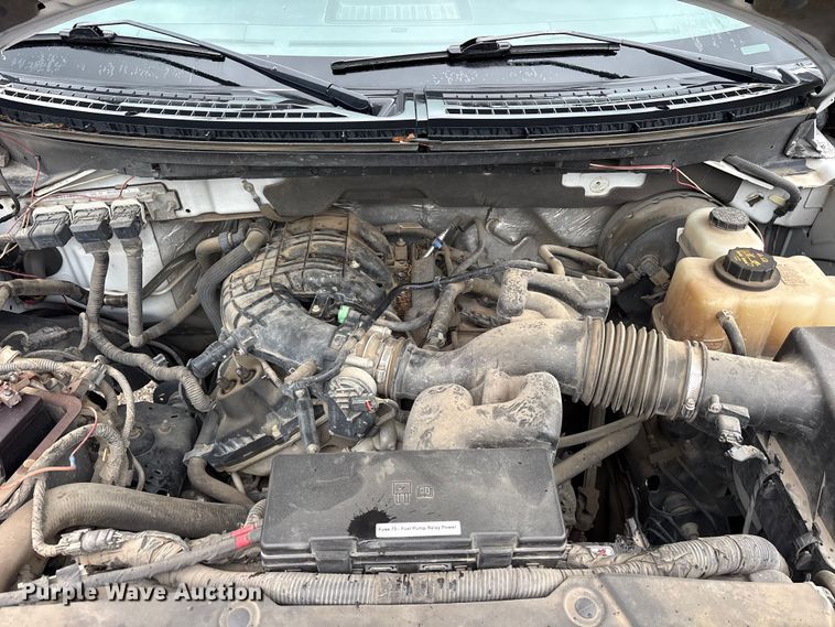 image for item ET2107 2013 Ford F150 pickup truck