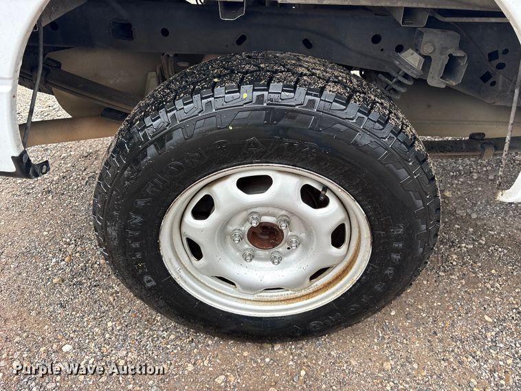 image for item ET2107 2013 Ford F150 pickup truck