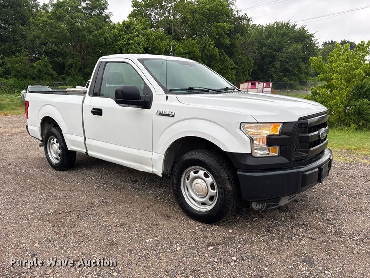 image for item ET2108 2015 Ford F150 XL pickup truck