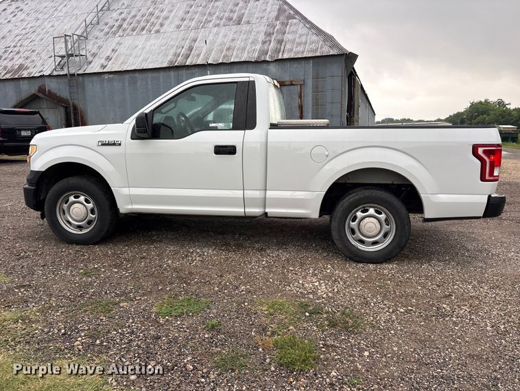 image for item ET2108 2015 Ford F150 XL pickup truck