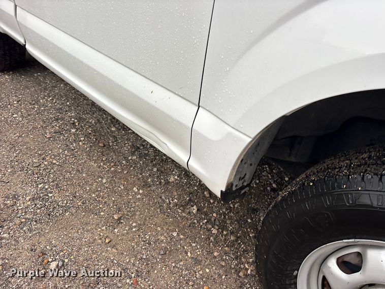 image for item ET2108 2015 Ford F150 XL pickup truck