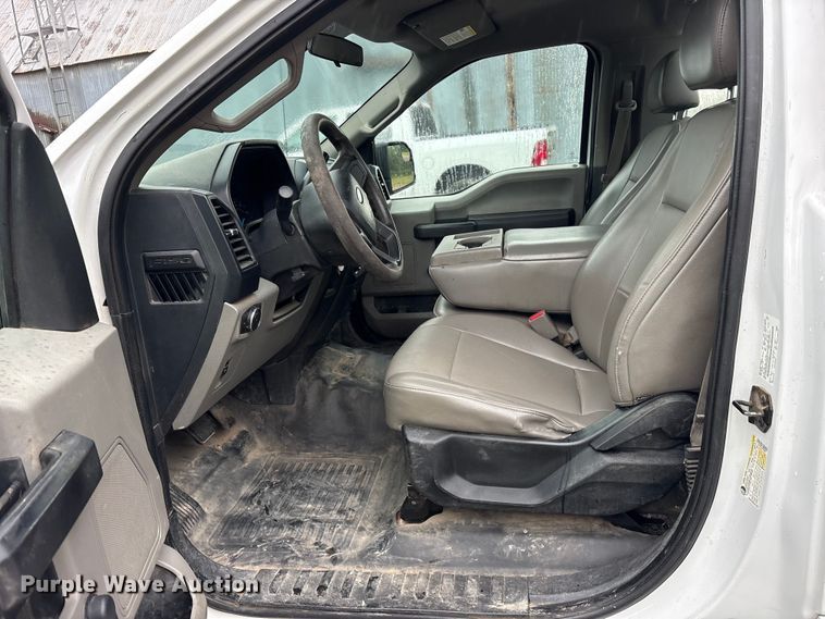 image for item ET2108 2015 Ford F150 XL pickup truck