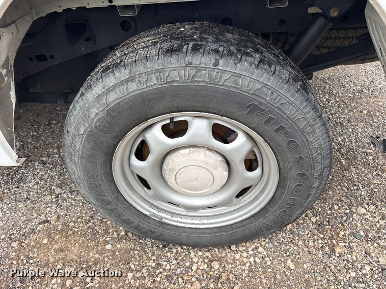 image for item ET2108 2015 Ford F150 XL pickup truck