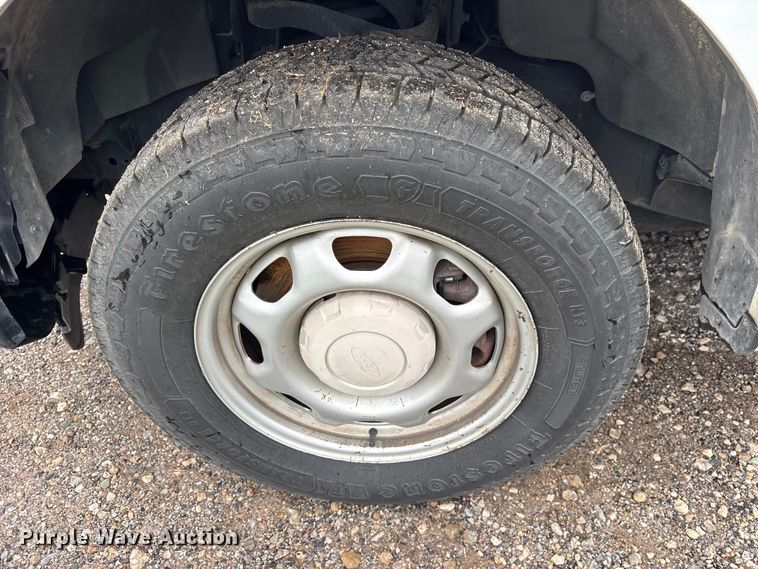 image for item ET2108 2015 Ford F150 XL pickup truck