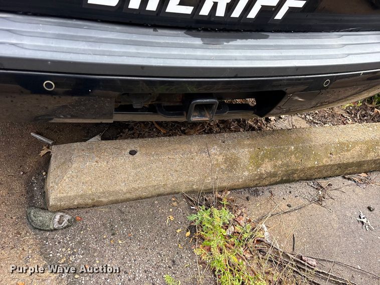 image for item ET2140 2015 Chevrolet Tahoe Police 