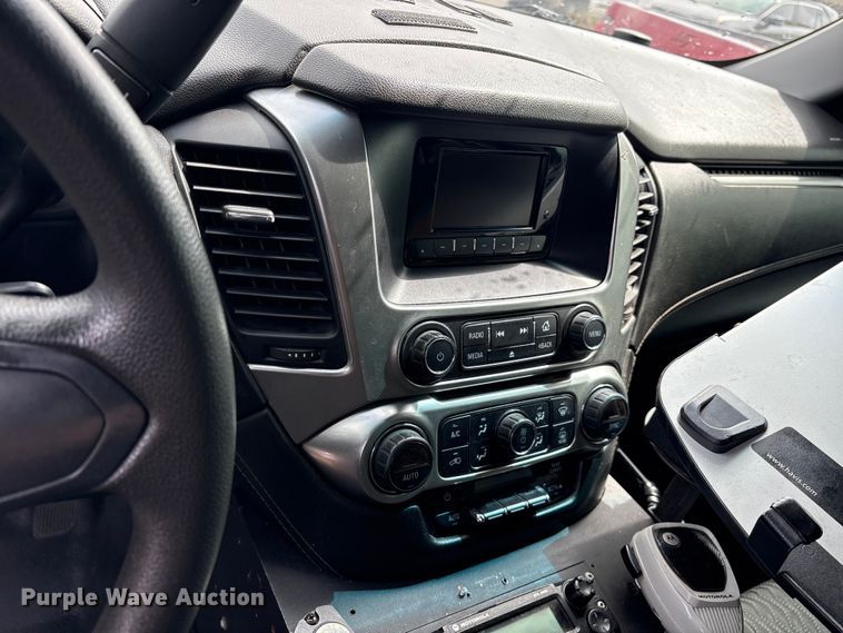 image for item ET2140 2015 Chevrolet Tahoe Police 
